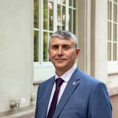 Марсель хороший эксперт